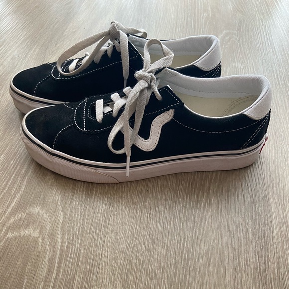 Vans Shoes - Vans Low top Sport